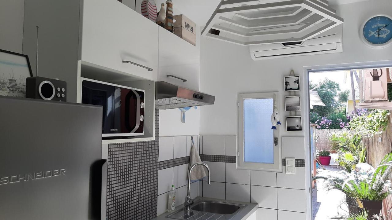 Les Bains De Mer - Station Balneaire Les Sablettes Apartment Ла Сен-сюр-Мер Екстериор снимка