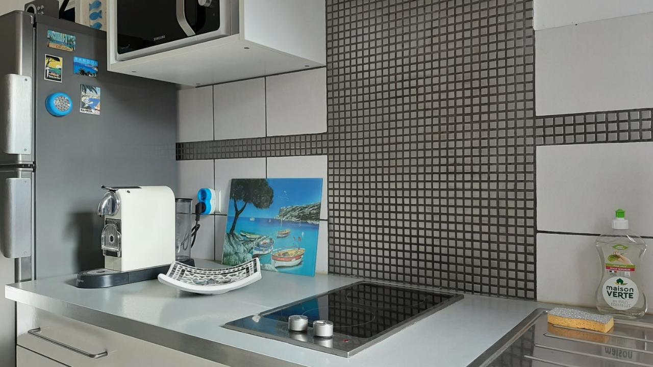 Les Bains De Mer - Station Balneaire Les Sablettes Apartment Ла Сен-сюр-Мер Екстериор снимка