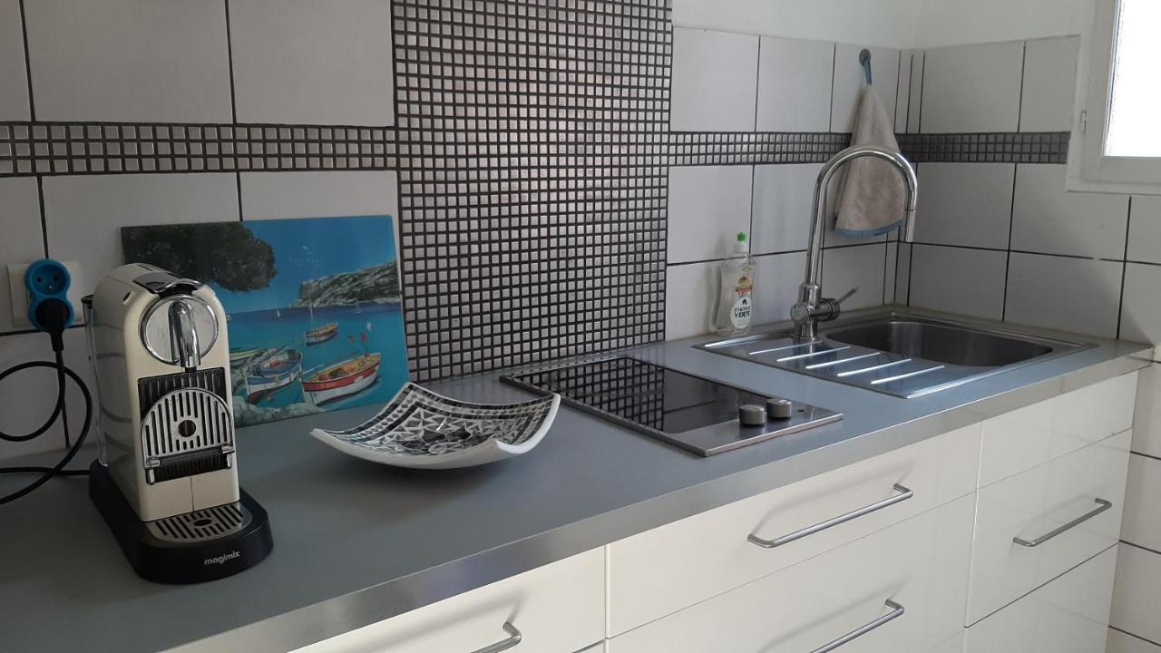 Les Bains De Mer - Station Balneaire Les Sablettes Apartment Ла Сен-сюр-Мер Екстериор снимка